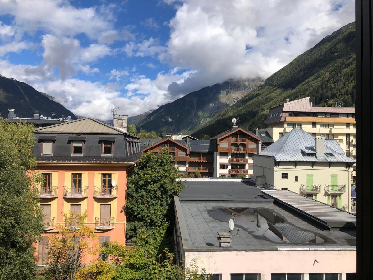 Superbe Studio Refait A Neuf Et Tout Equipe Avec Parking Chamonix Eksteriør billede